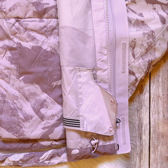 The North Face Women’s Garner TriClimate 3 In 1 Jacket - Picture 8 of 14